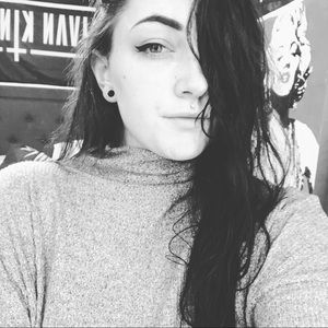 Meet your Posher, Jordyn